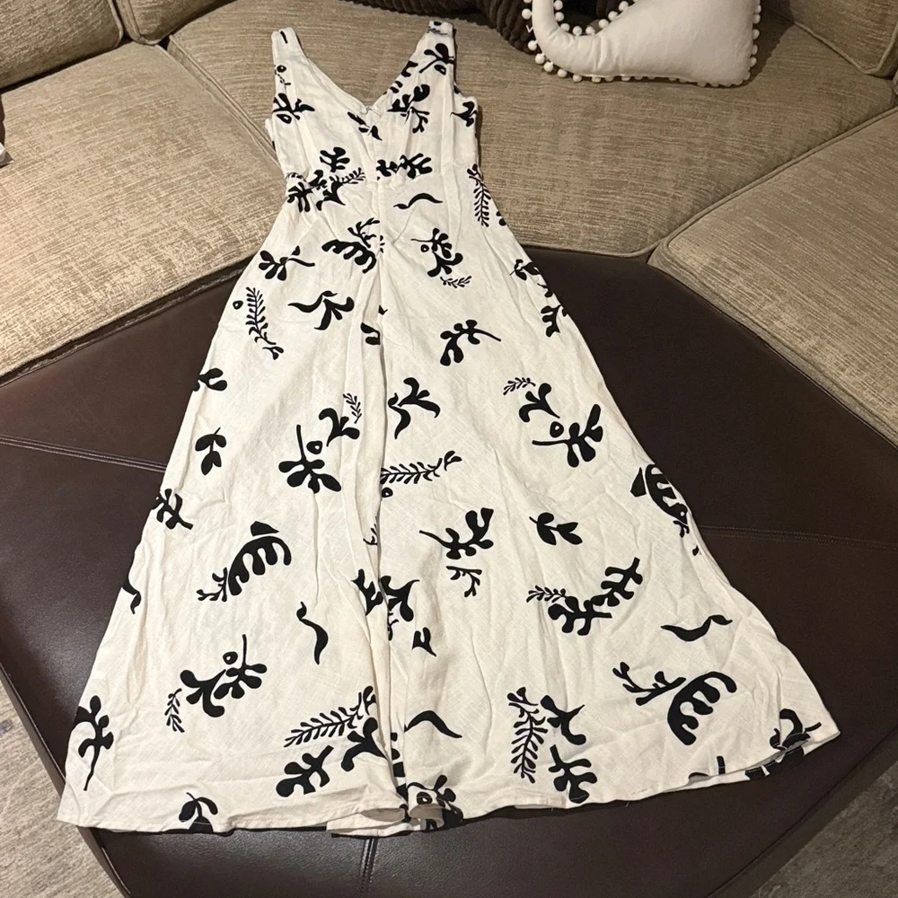 Paperheart White and Black Floral Maxi Dress - Picture 3 of 4